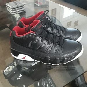 AJ 9s